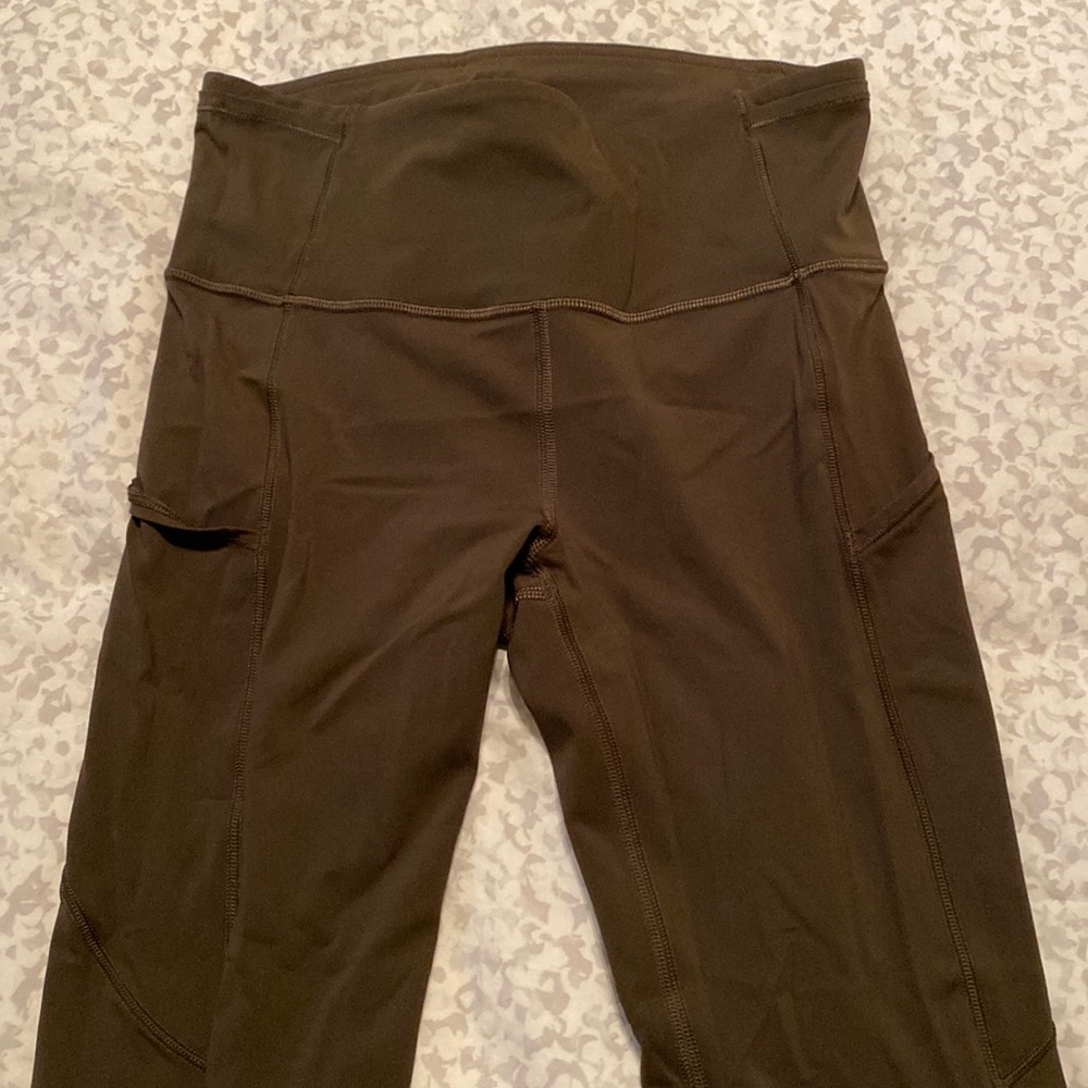 Size 6 LuLulemon tights